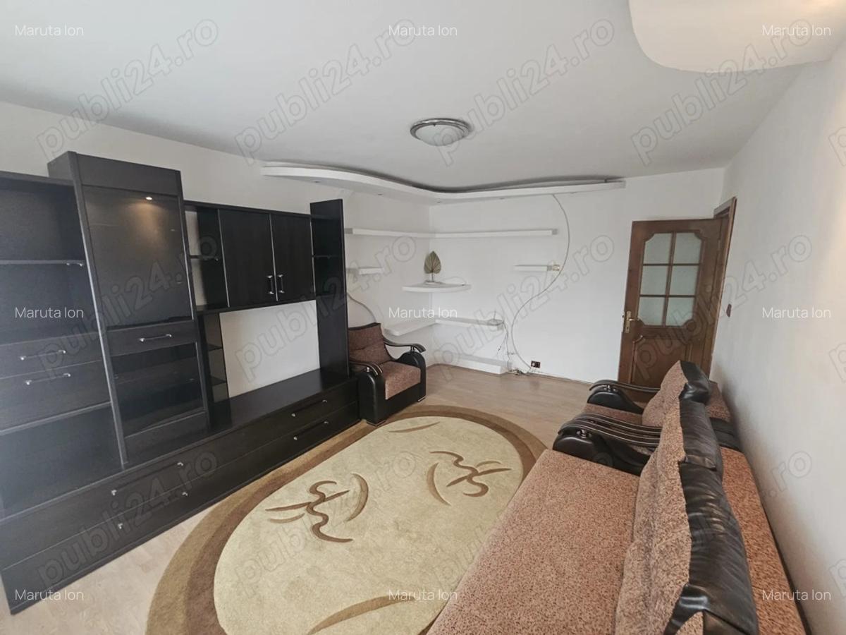 Vand apartament cu 2 camere , transformat in 3 - 1