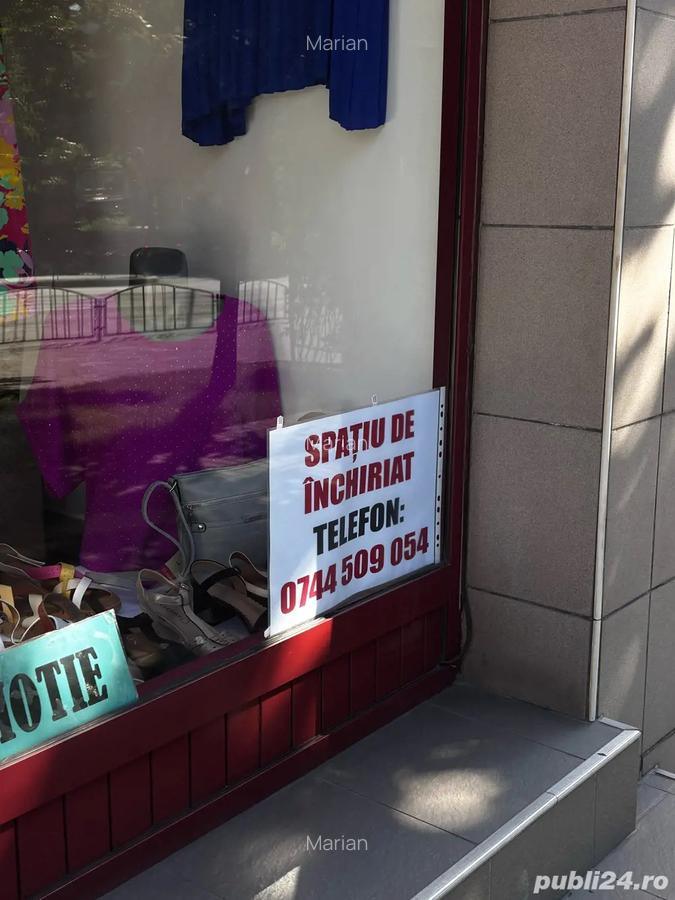 Inchiriez spa?iu comercial Str Nicolae Balcescu Nr 1 , zona 24 trepte Rm.Valcea . - 3 Inchiriez spa?iu comercial Str Nicolae Balcescu Nr 1 , zona 24 trepte Rm.Valcea . - 3