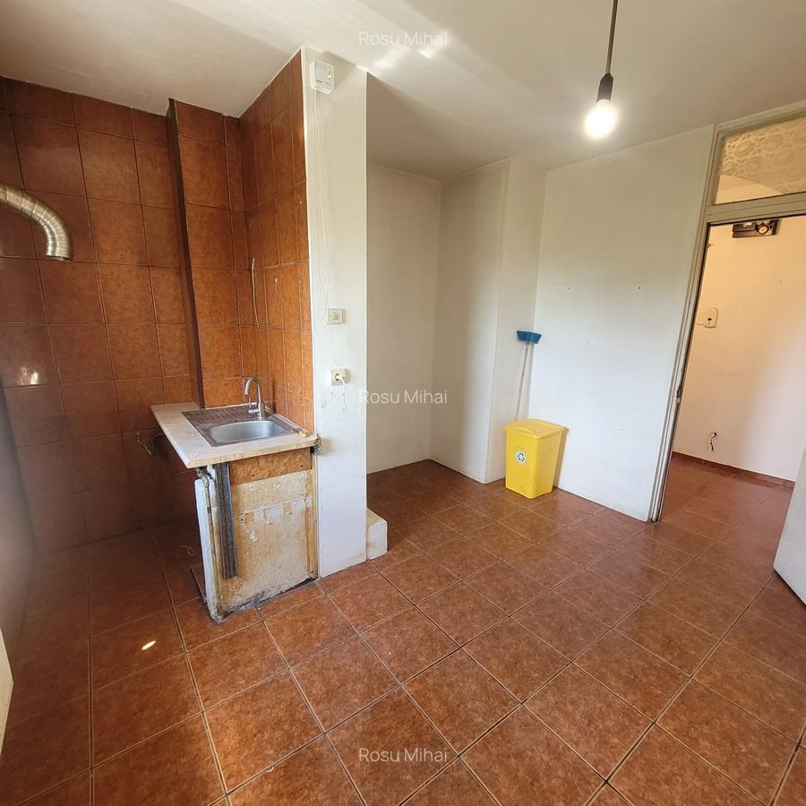 Apartament cu 2 camere decomandat în Aviației - 10