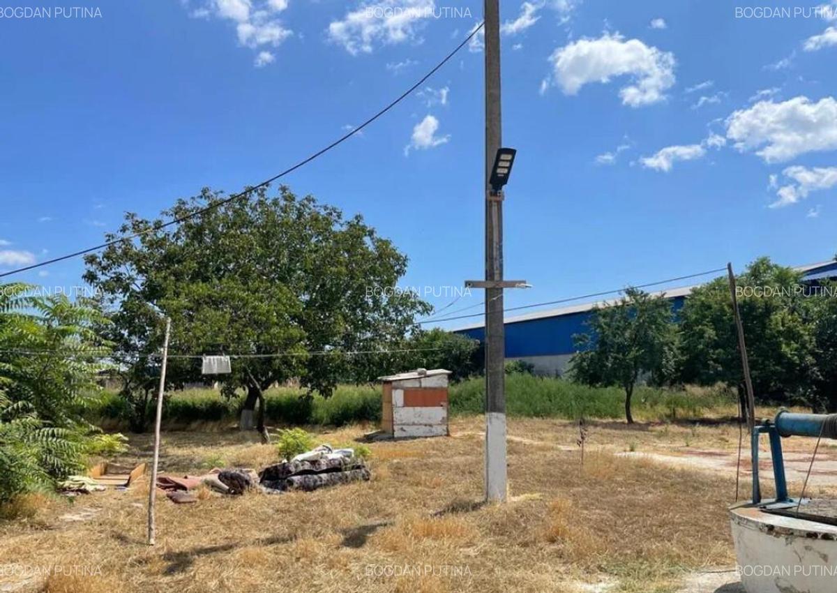 Casa cu teren 4000mp - 8