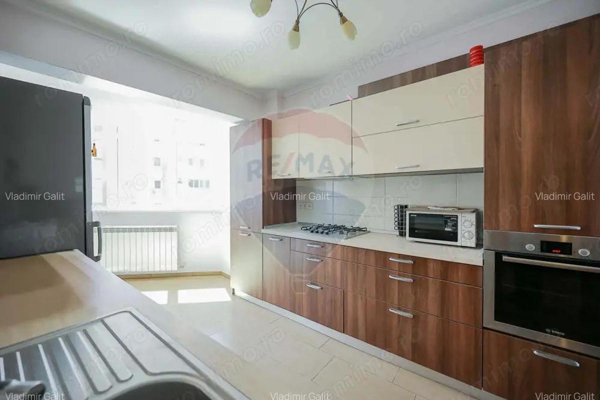 Apartament cu 2 camere de vanzare in zona Rogerius - Stefan Cel Mare - 2