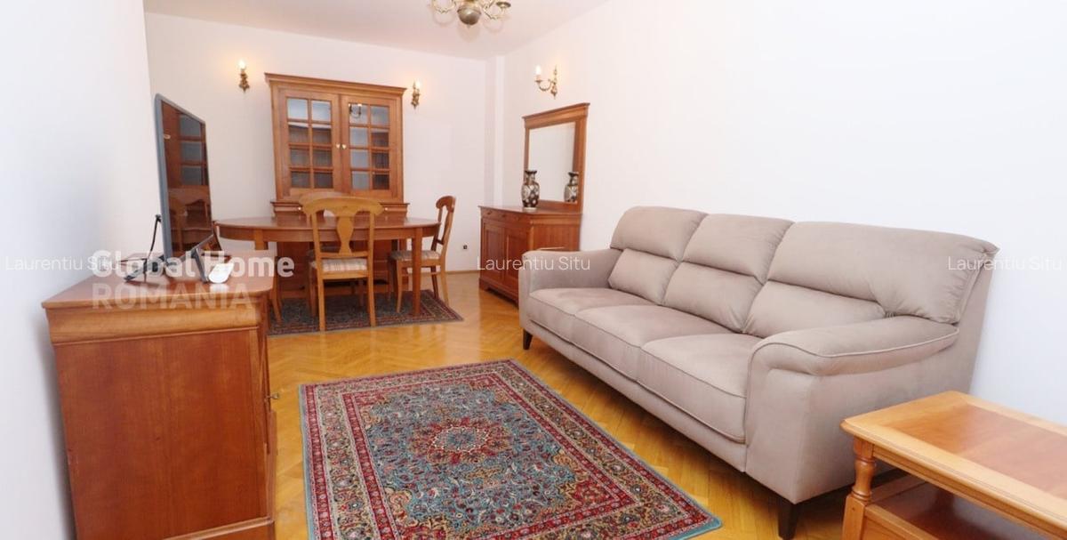 Apartament 4 camere Piata 1 Mai | loc parcare in curtea interioara | 4 balcoane - 6