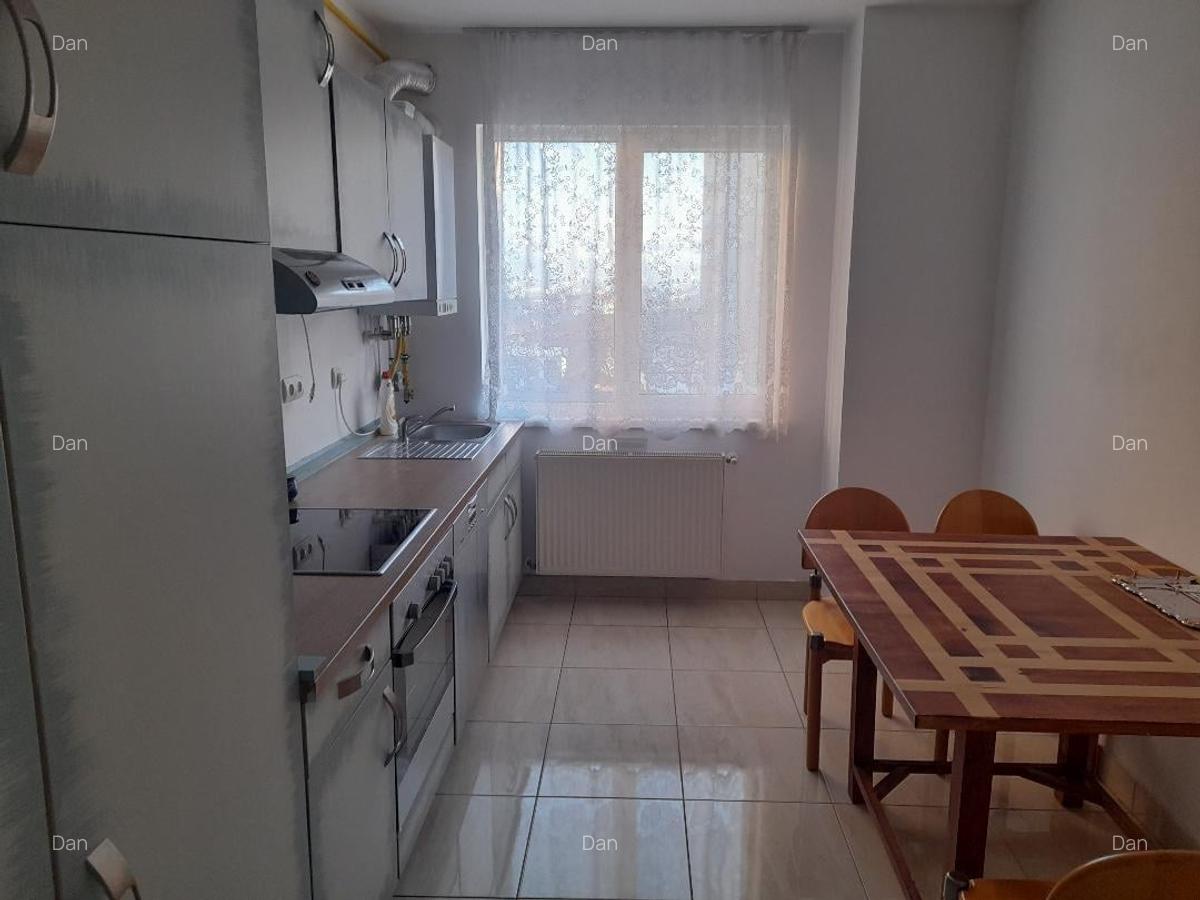 Inchiriez apartament bloc nou - 6