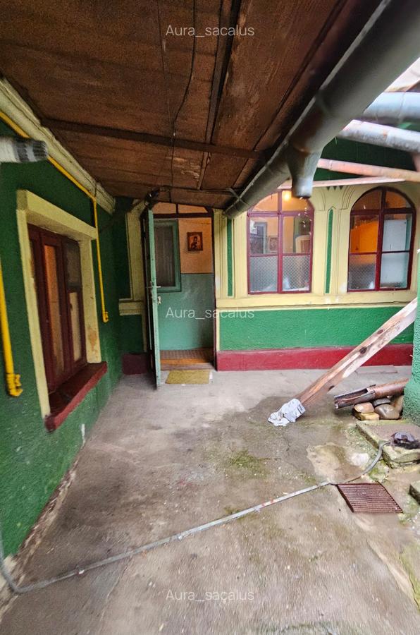 Casa 119 mp pe un teren de 160 mp, toate utilitățile, singur curte - 2