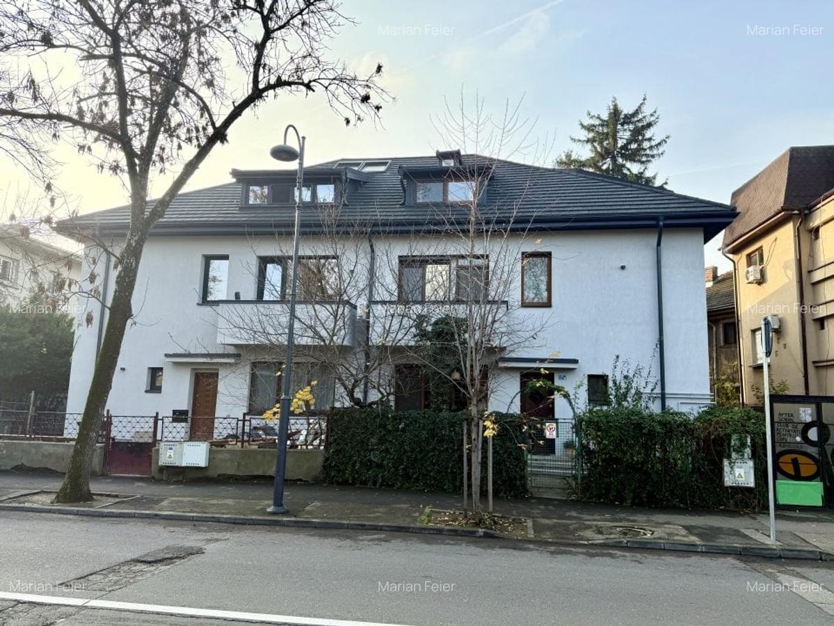 Inchiriere apartament 3 camere zona  Primaverii - 1