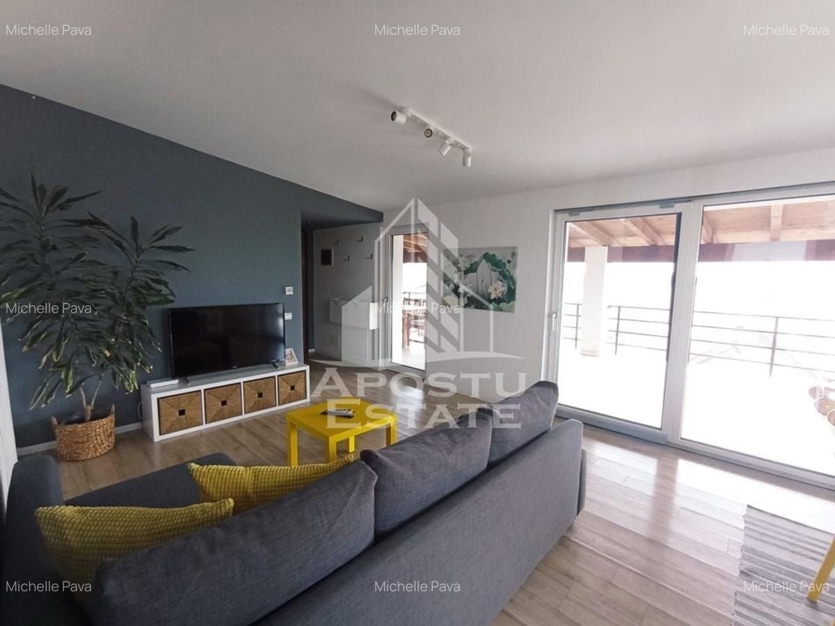 Apartament cu 3 camere, tip penthouse, loc de parcare, zona Crisan - 2