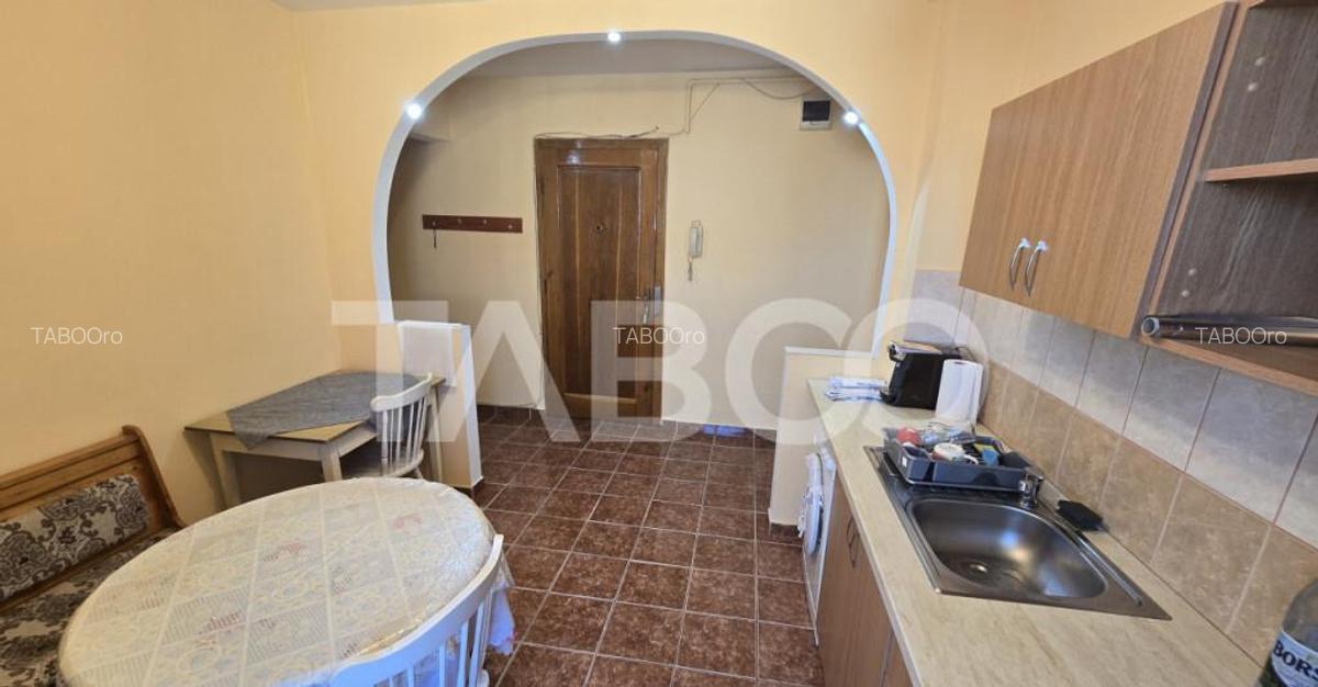 Apartament de inchiriat in Strand cu 2 camere mobilate utila - 3