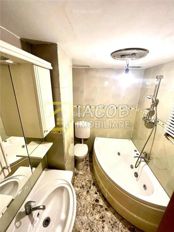 Apartament 3 camere decomandate, etaj 1, str. Narciselor 15, Bacau - 6