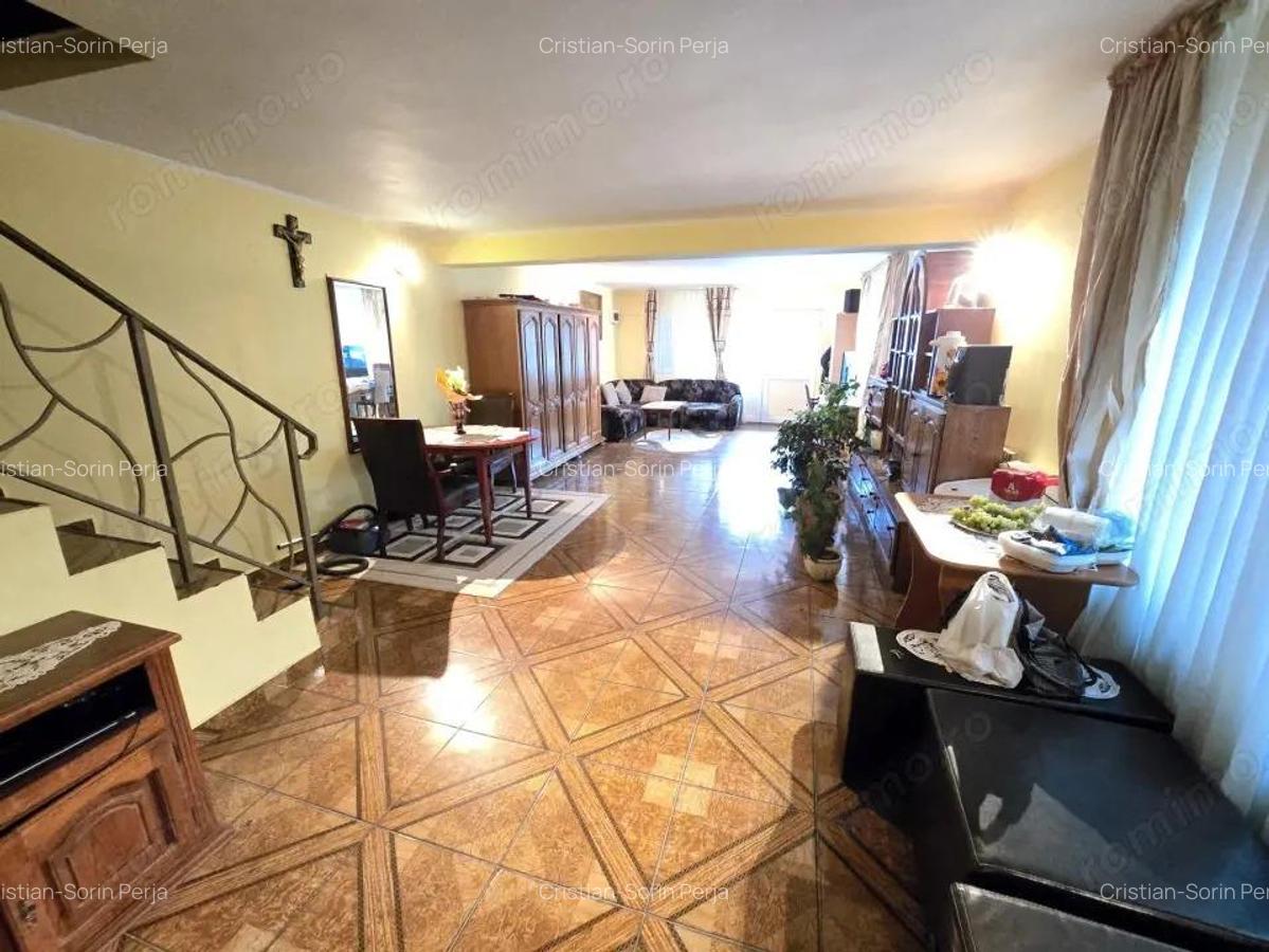 Casa P+M, Suprafa?a utila 220 mp, Teren 1.150 mp, ?tefane?ti - 2