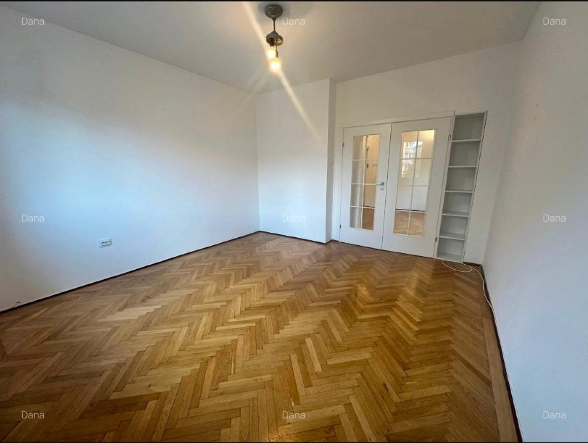 Apartament cu 4 camere decomandat în Dorobanți - 11