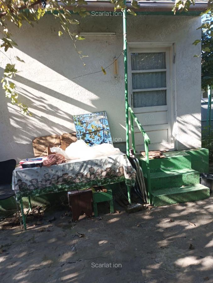 Casa batraneasca de vanzare - 7