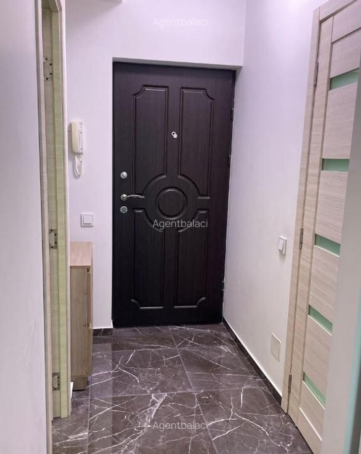 Apartament de vanzare in zona Tractorul - 8 Apartament de vanzare in zona Tractorul - 8