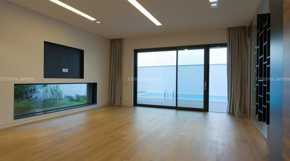 New! American School villa - 6