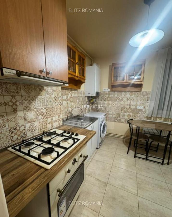 Apartament 2 camere, etajul 1 10 minute de UMF, 7 Noiem - 6