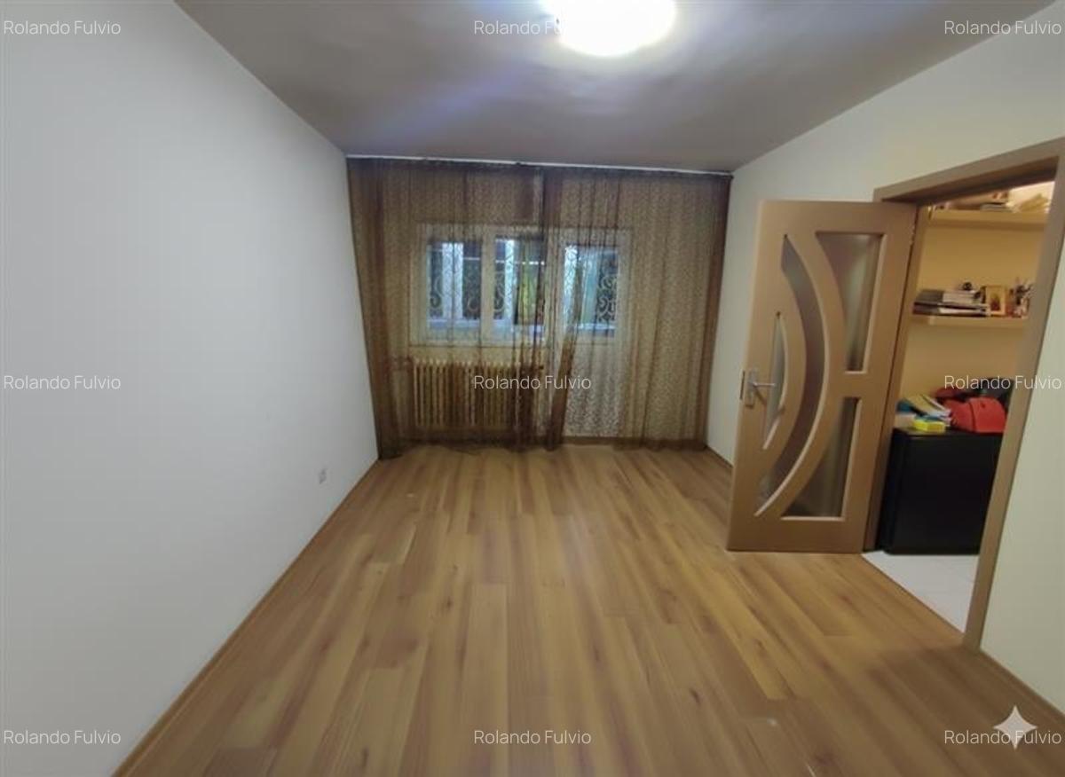 Vanzare apartament 2 camere Polona - 6