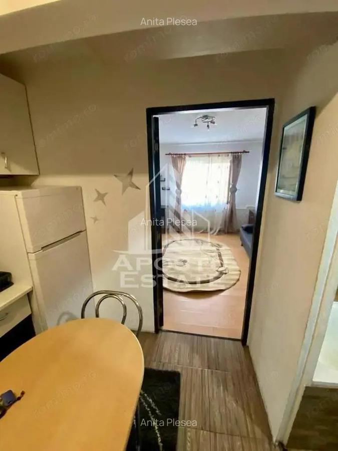Garsoniera,etaj 3,zona Aradului - 7