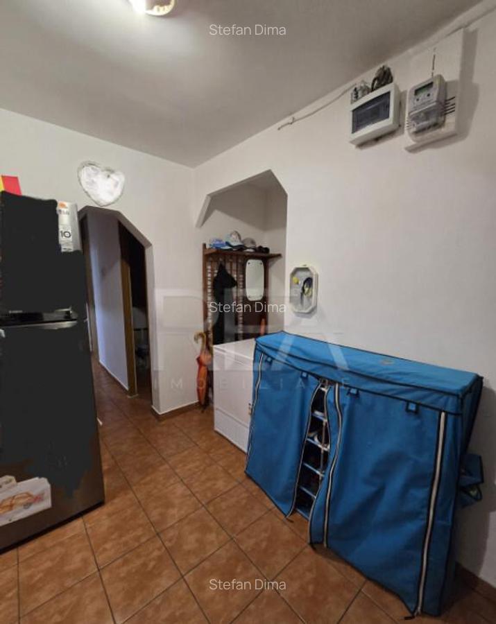 Apartament 3 Camere , Decomandat , Zona Aparatorii Patriei - 12