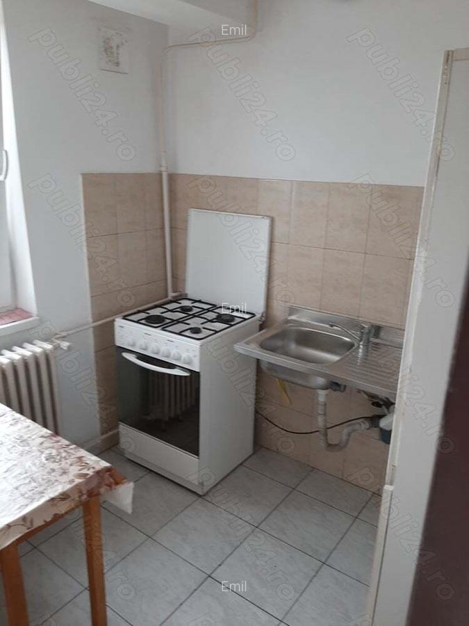 Garsoniera confort 1 de iinchiriat pe str Garii . - 2