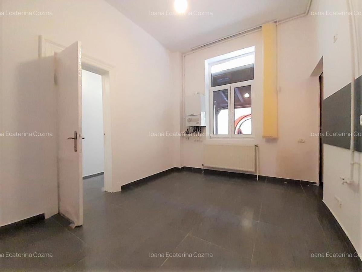 Vanzare|  5 Camere | Ultracentral | 120 mp | Lux| Profitabil | Renovat | - 8