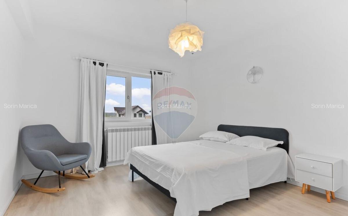 VANZARE Casa / Vila moderna cu 4 camere si curte Dragom... - 26