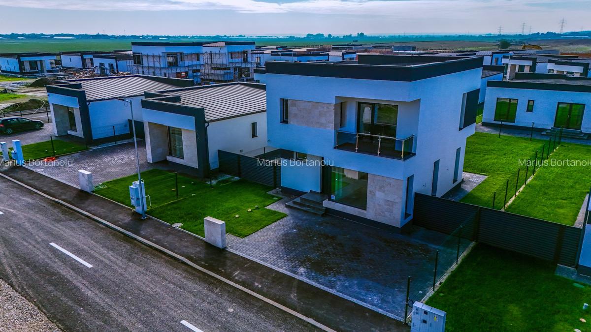 Casă individuală | Terasă  | Curte 327 mp | Posibilitate RATE | Complex Nou - 4