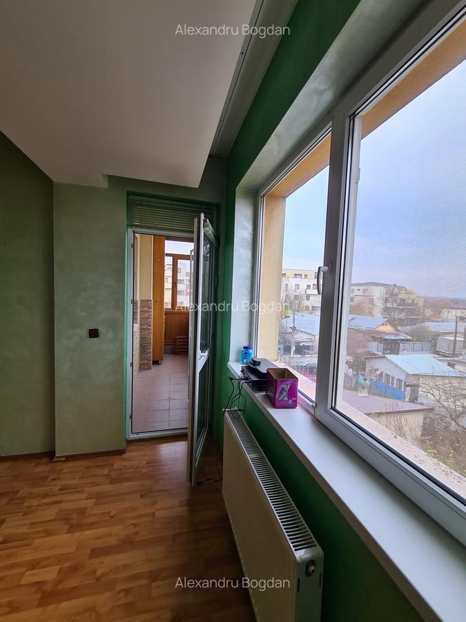 Ap 3 camere suprafata  mare  la 9 min de mers de  metrou Starulesti - 9