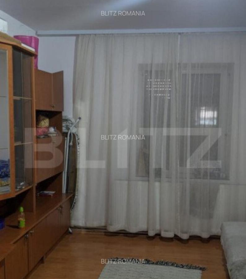 Casa la curte comuna, 75 mp utili, 114 mp teren, Zona Lunei - 7