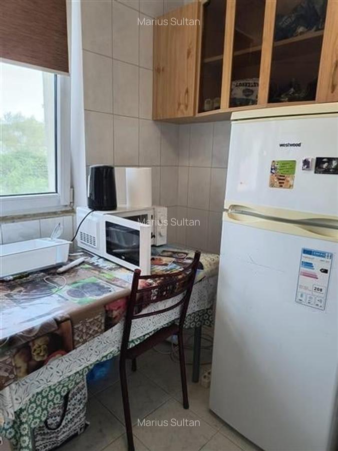 Garsonieră decomandată, mobilată în Central - 8