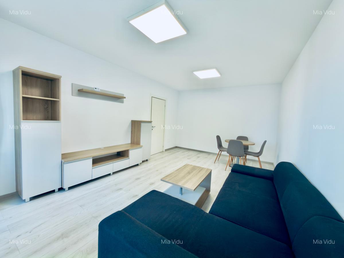 Apartament cu 2 camere de inchiriat in zona Tractorul,et 4/8 cu loc de parcare - 1