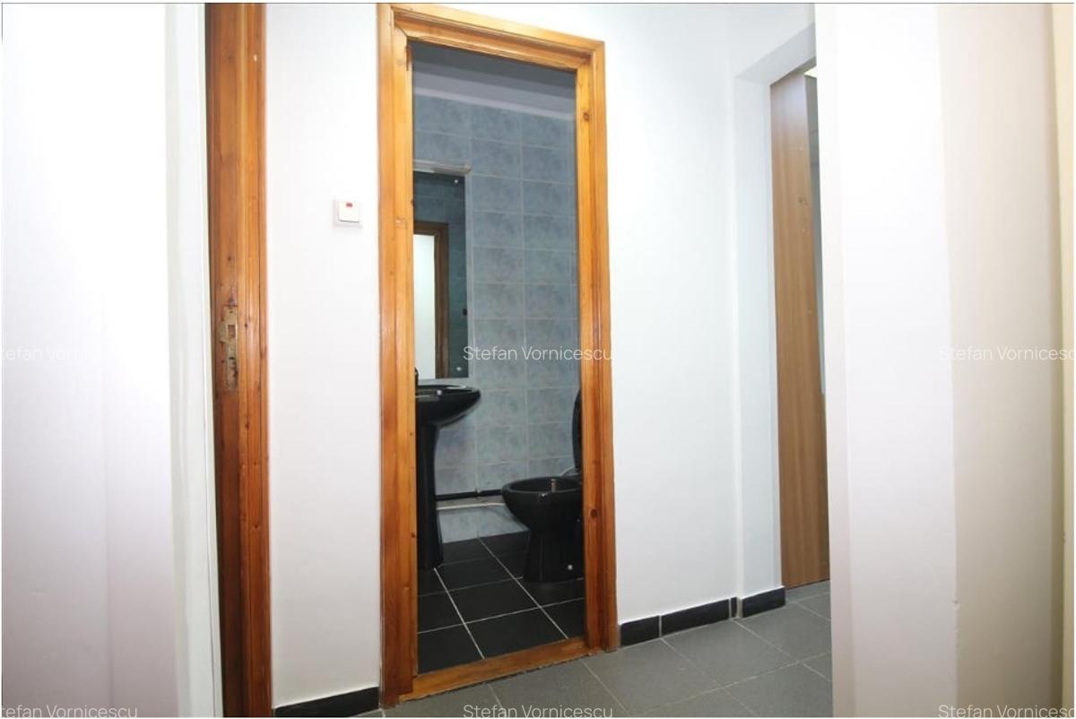 Apartament pentru Birou in centru Palas disponibil imediat 4 camere - 19
