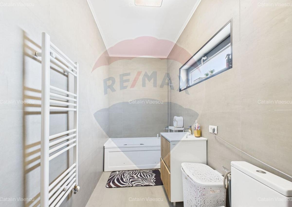 Duplex 85 mp utili, curte 200 mp vedere la lac ?i p?... - 9