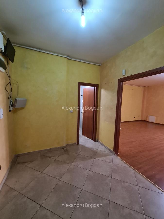 Ap 3 camere suprafata  mare  la 9 min de mers de  metrou Starulesti - 30