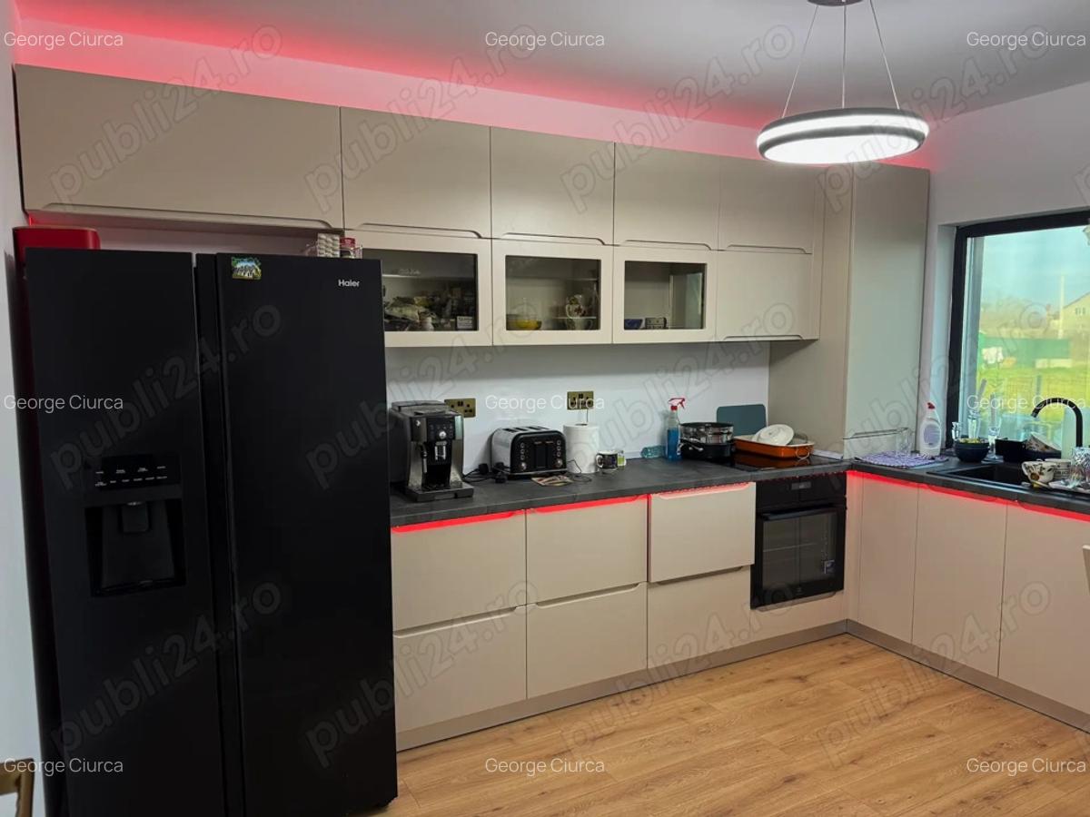 Casa de vanzare in cartier rezidential la 10min de Pitesti 5min de Mioveni - 9