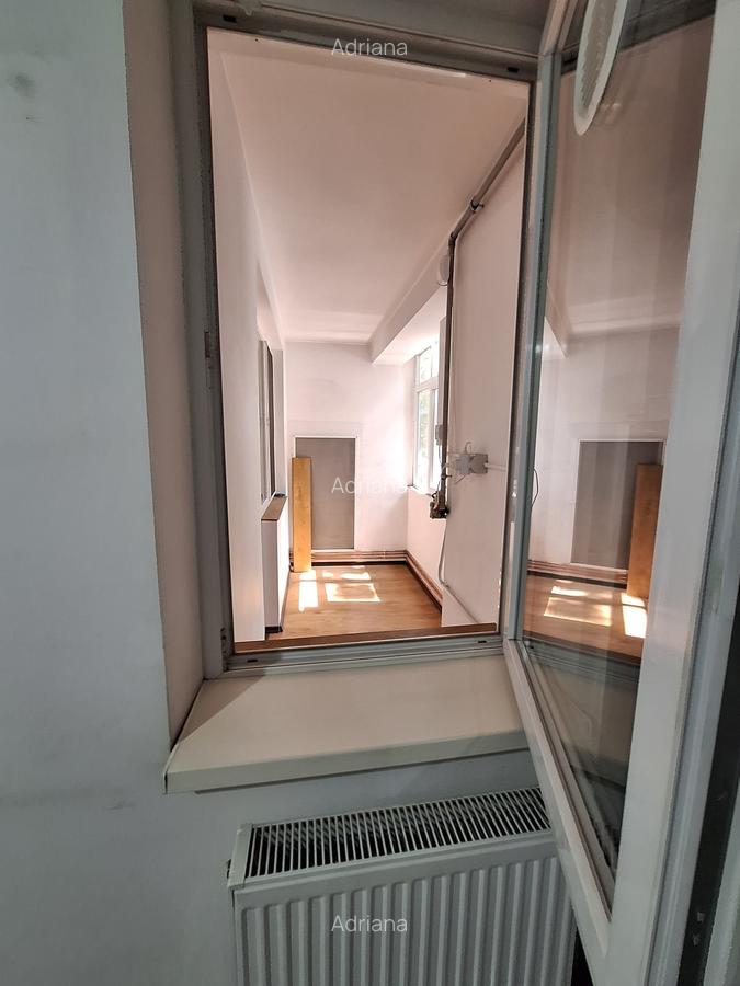 Apartament cu 2 camere decomandat în Circumvalațiunii - 3