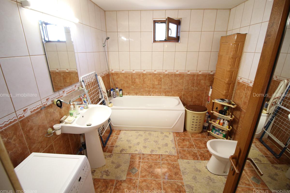 Vand casa renovata sat.Vasile Alecsandri -73.000 euro - 15