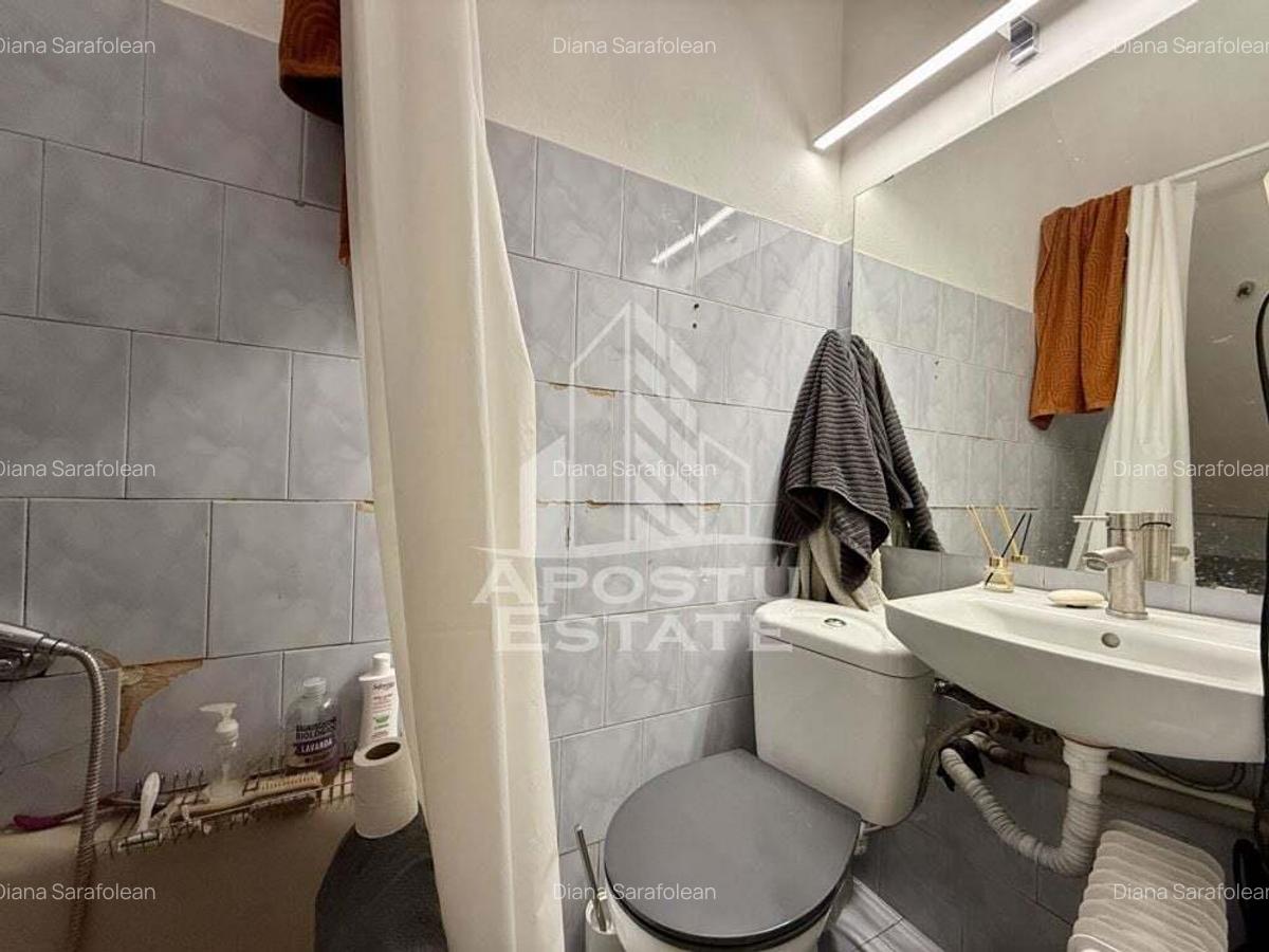 Casa la curte comuna, 180mp teren, zona Balcescu - Universitatii - 16 Casa la curte comuna, 180mp teren, zona Balcescu - Universitatii - 16