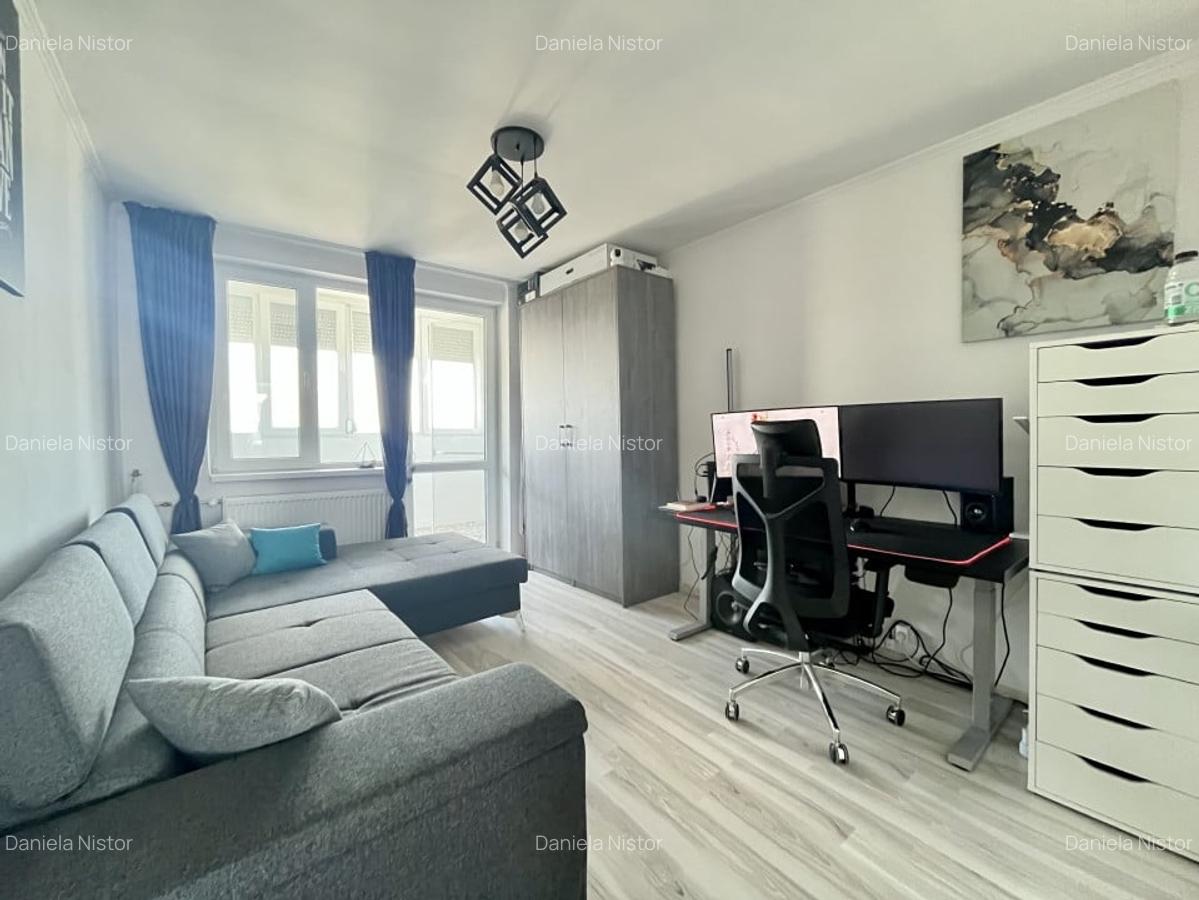 Apartament cu 3 camere semidecomandat, mobilat în Nufărul - 7