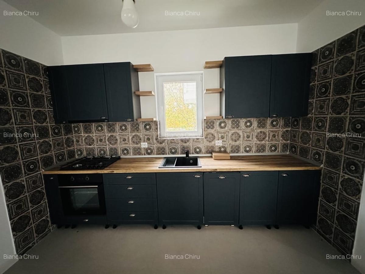 Vila superba Rosu, zona Crinului, 4 camere+terasa inchisa, 249 mp teren, 153 mp - 8