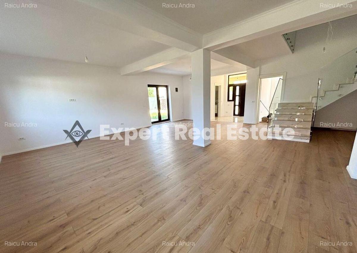 VILA SPATIOASA TUNARI-PIPERA - 12