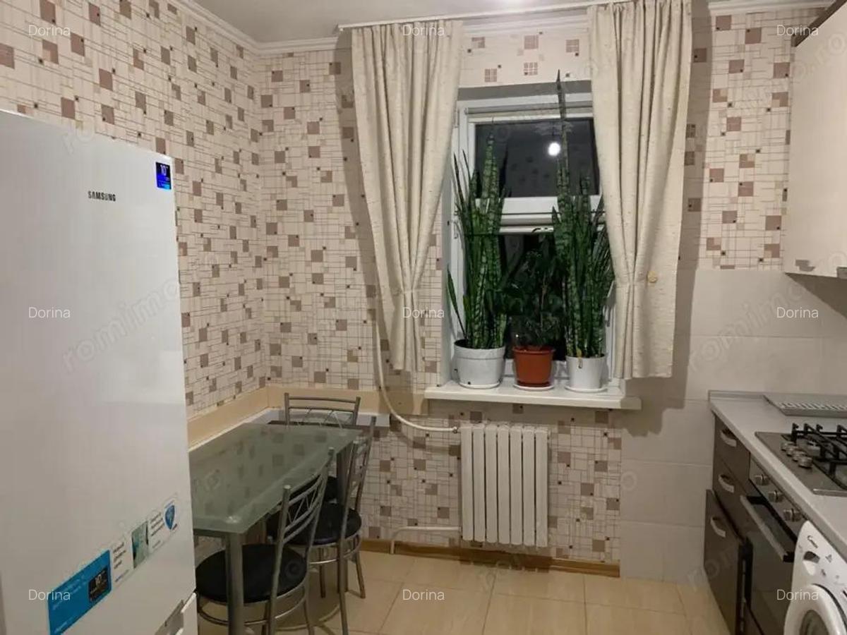 Apartament de vanzare cu 2 camere in zona Lujerului - 3