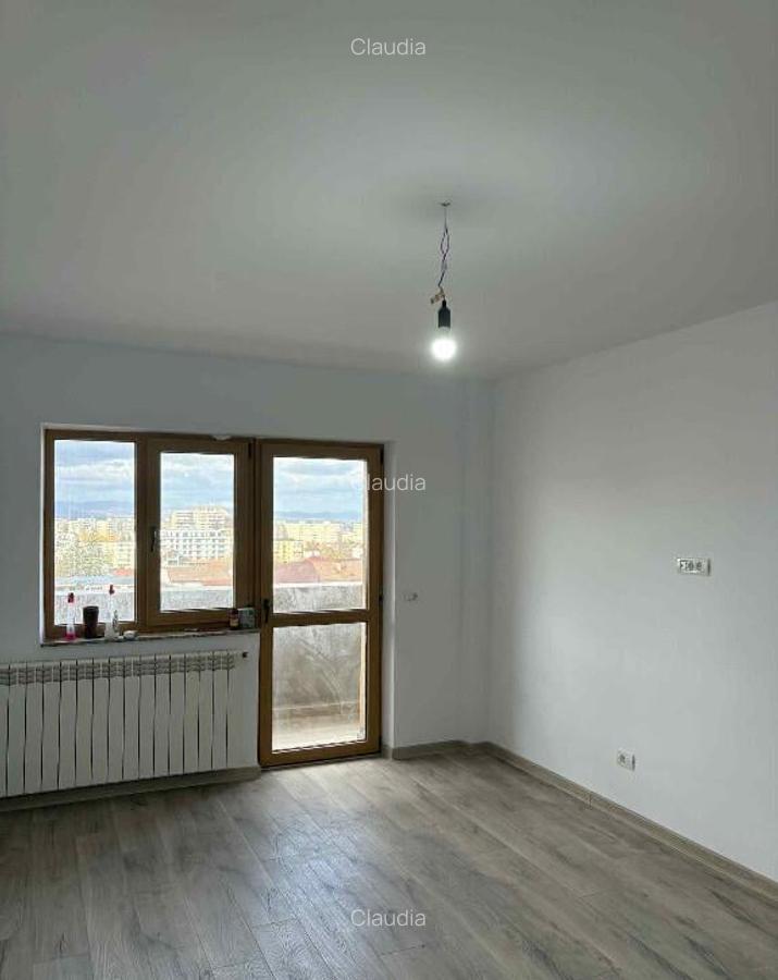 Apartament de 3 camere zona Calea Bucuresti(zona Liceul de Informatica - 11 Apartament de 3 camere zona Calea Bucuresti(zona Liceul de Informatica - 11