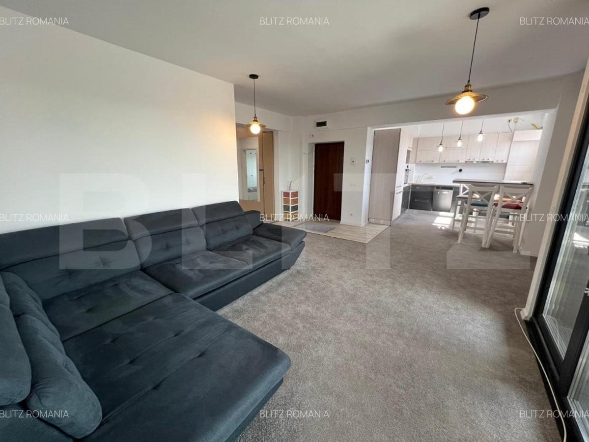 Priveliste exceptionala! Apartament 3 camere cu terasa, zona Consul - 1
