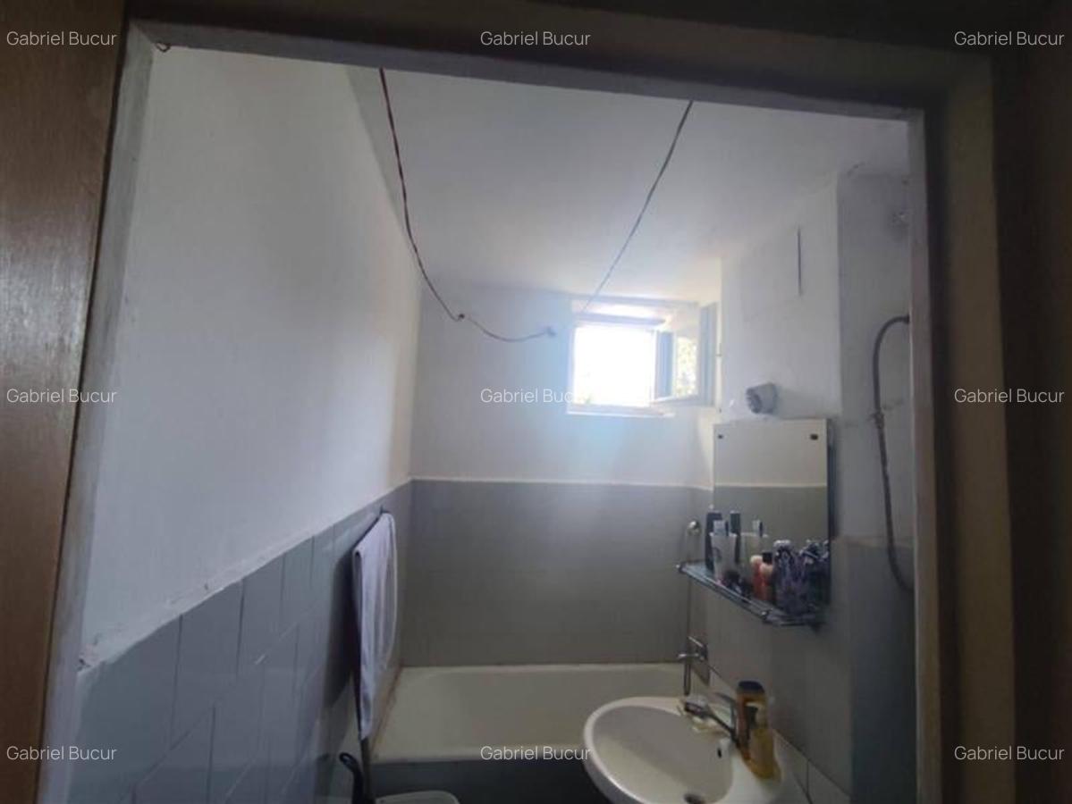 Apartament 2 camere Decomandat Str. Covasna - Berceni - 3