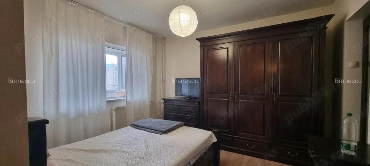 Inchiriez apart. 3 camere, Pitesti, I.C.Bratianu, deasupra Policlinicii 2 mai - 8