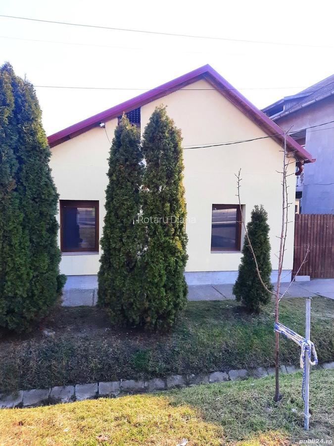 Casa la ?oseaua principala, cu costuri aproape inexistente de intre?inere datorita dotarilor - 1