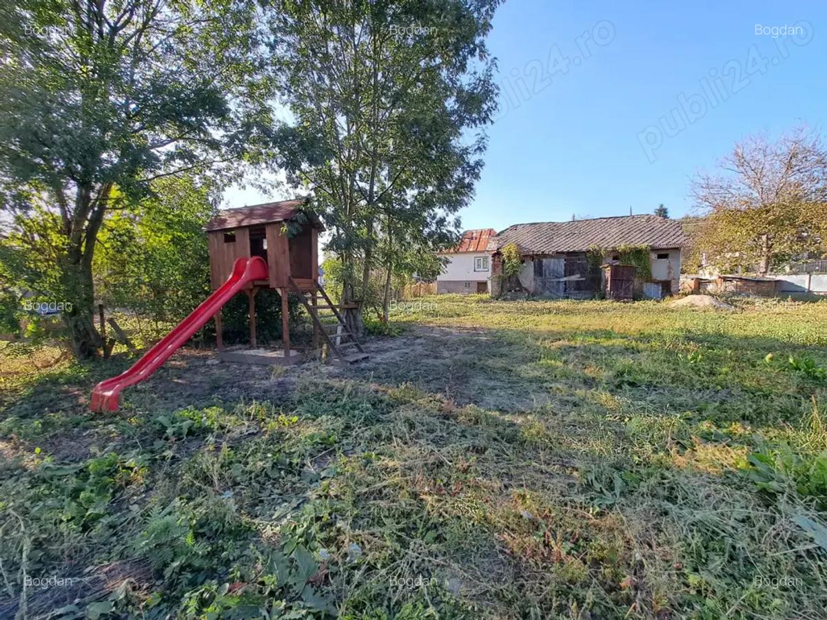 Casa de vanzare cu CF Barsau Mare - 4