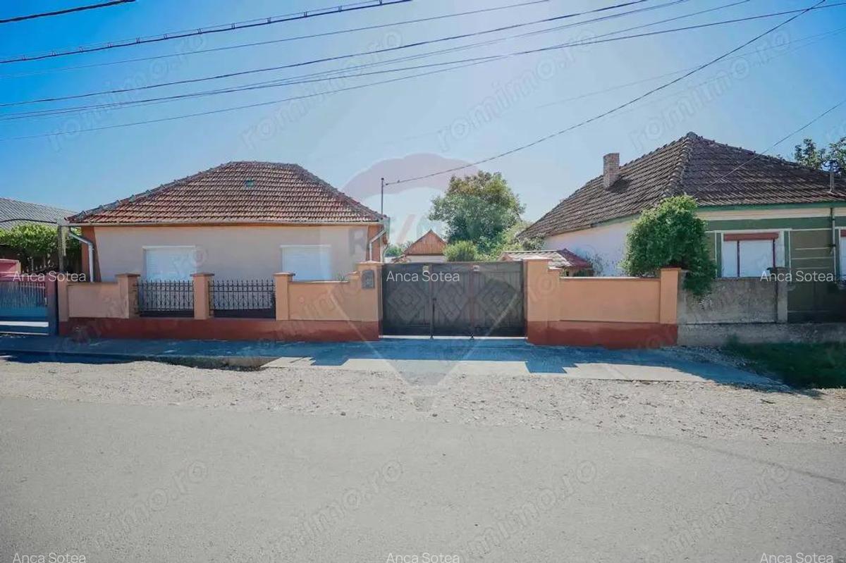 Casa ?i teren de 1397 mp de vanzare in Ineu, la 18 km de Oradea - 9
