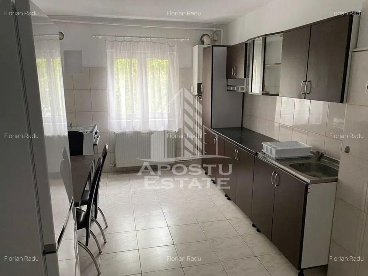 Apartament cu 3 camere, zona Soarelui, Centrala Proprie - 7