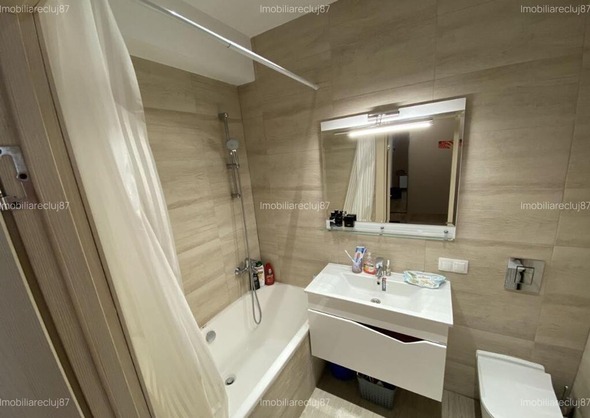 Se ofera spre inchiriere garsoniera situata pe Detunata - 5