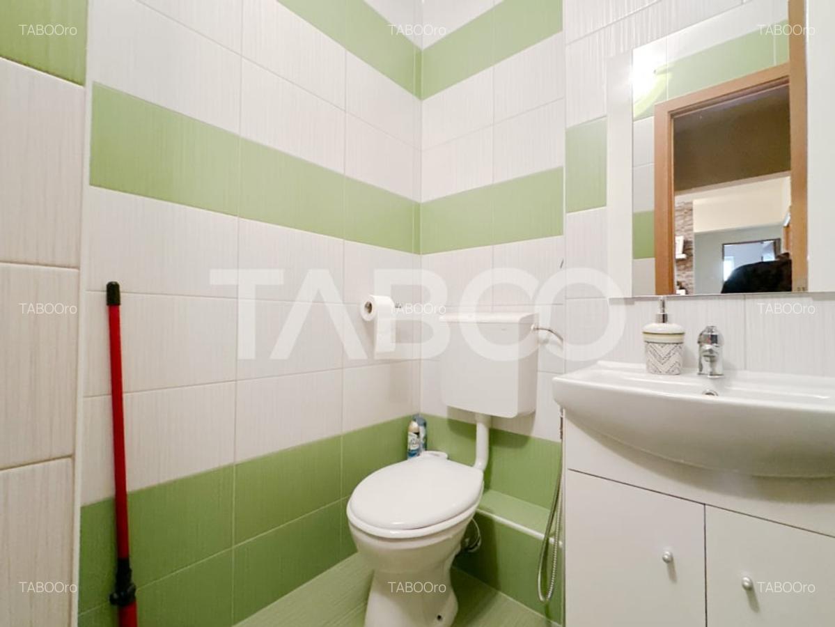 Apartament cu 4 camere decomandate etaj intermediar zona OMV V.Aaron - 8